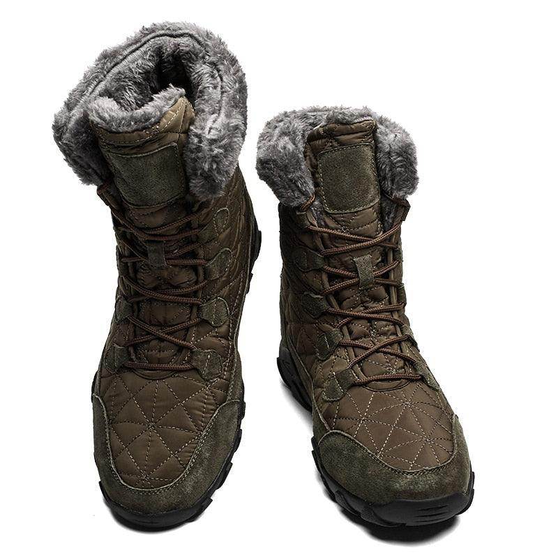 Thick winter boots for men in olive green with fur lining for warmth and comfort
