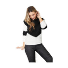 Trendsi Women's Black and White Sweater in Vacation Style Knitwear for Trendy Looks