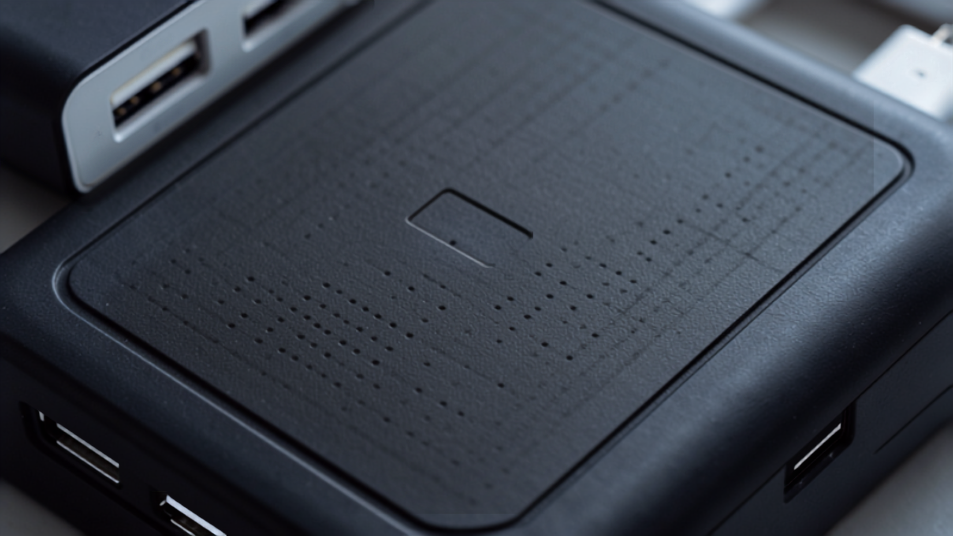 The Most Useful Travel Gadgets People Actually Bought in 2026 (Not the Gimmicky Stuff)