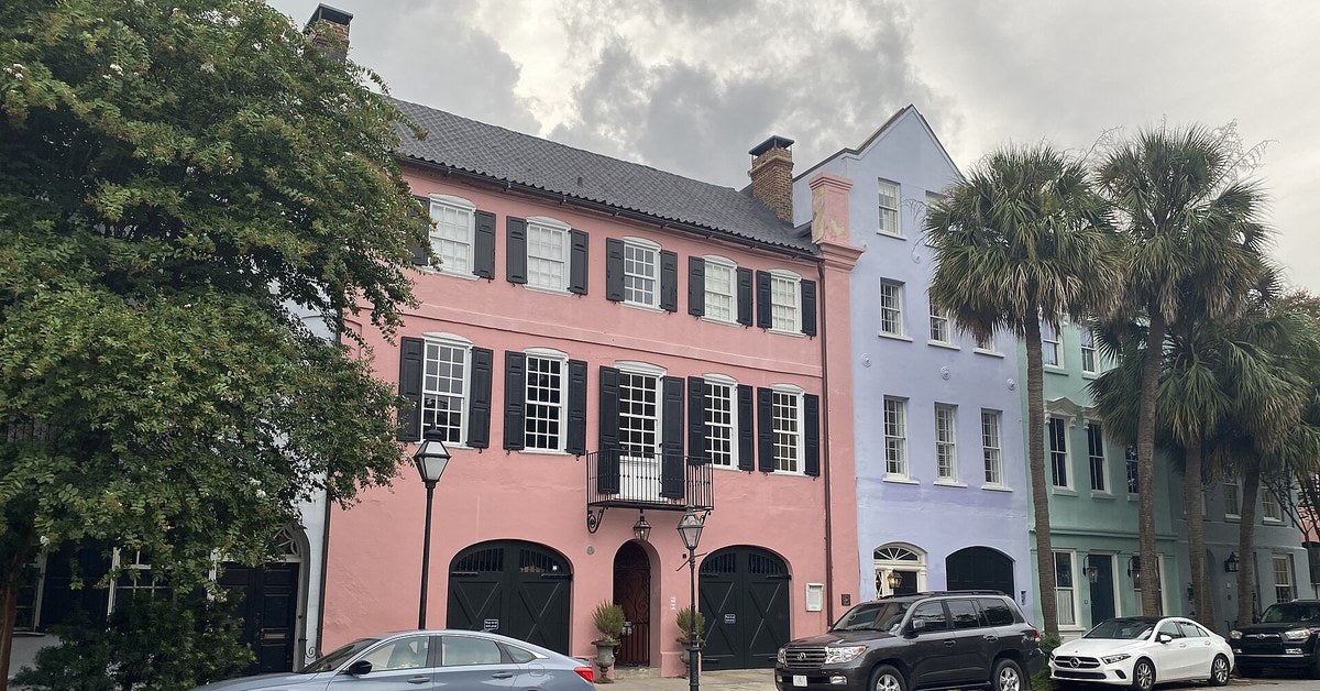 Charleston's Golden Season: A Fall City Guide