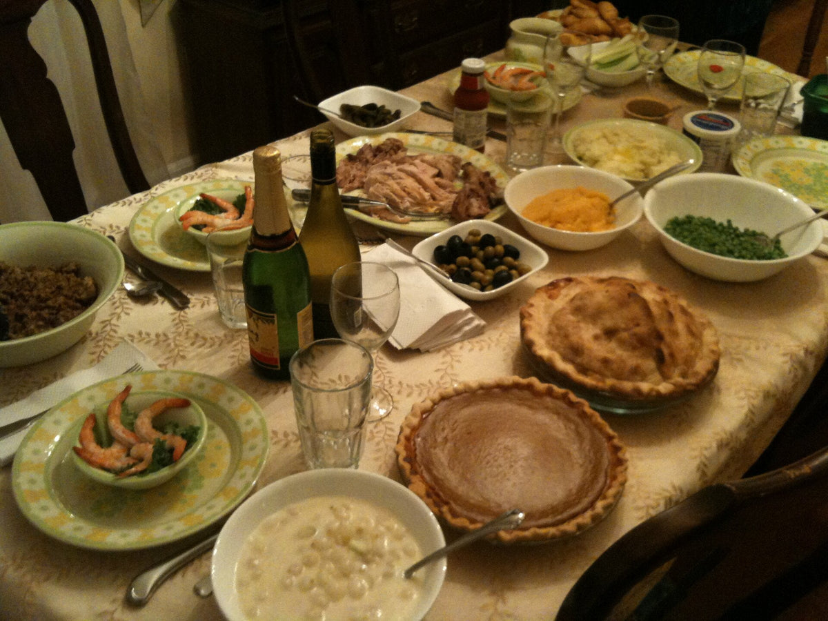 A traditional Thanksgiving dinner table spread