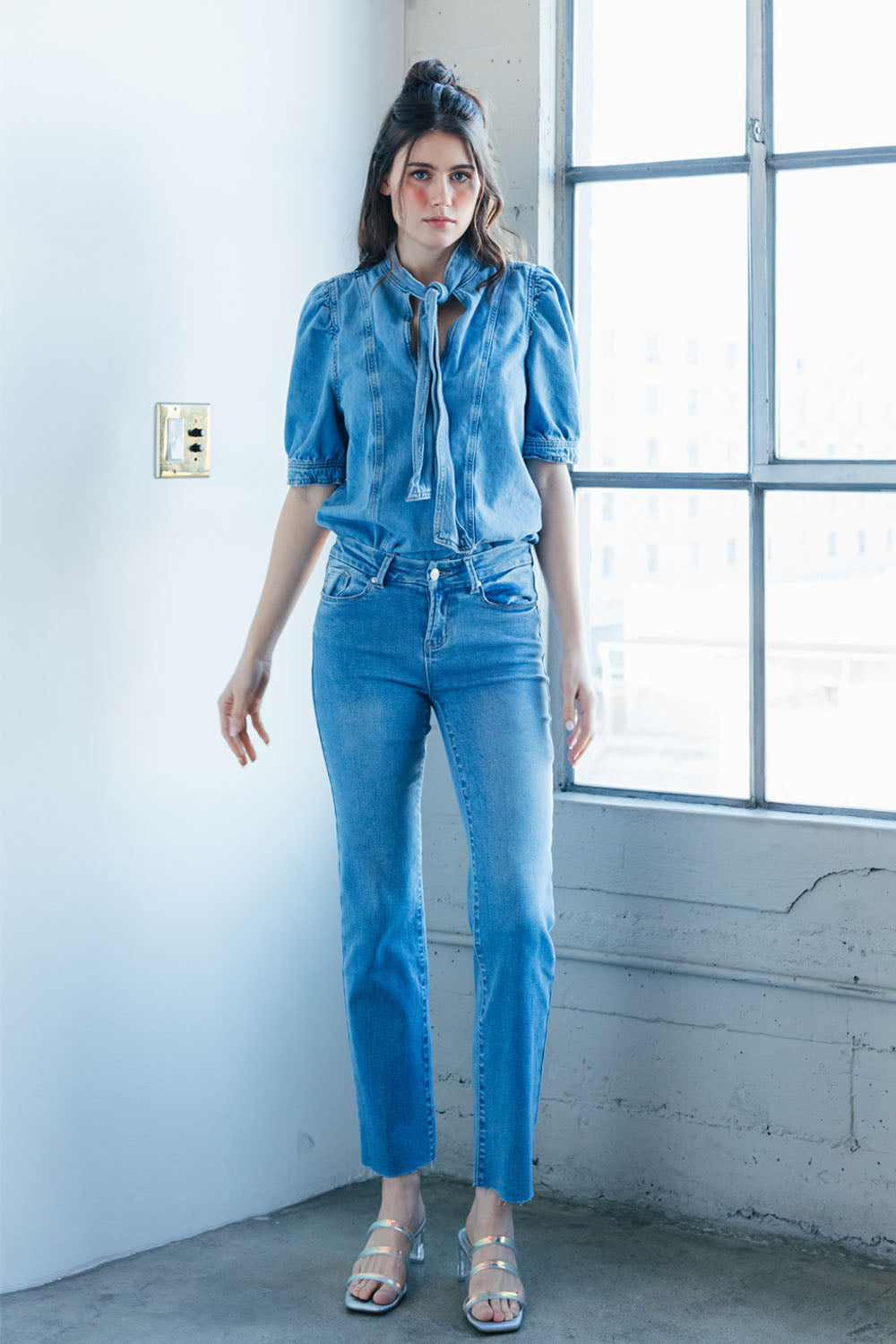 Mid Rise Classic Straight Jeans
