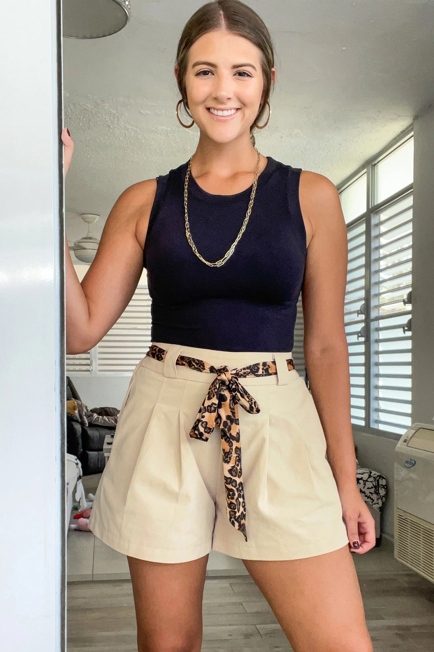 Leopard Contrast Belt Pleated Wide Leg Shorts