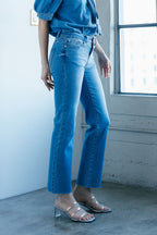 Mid Rise Classic Straight Jeans