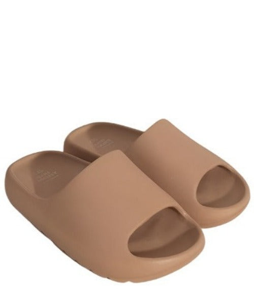 Women's Shoes - Sandals Women's Shoes Oasis Society Wyatt - Comfort Slides