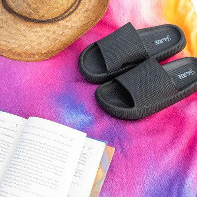 Women's Shoes - Sandals Women's Shoes Black Insanely Comfy -Beach Or Casual Slides