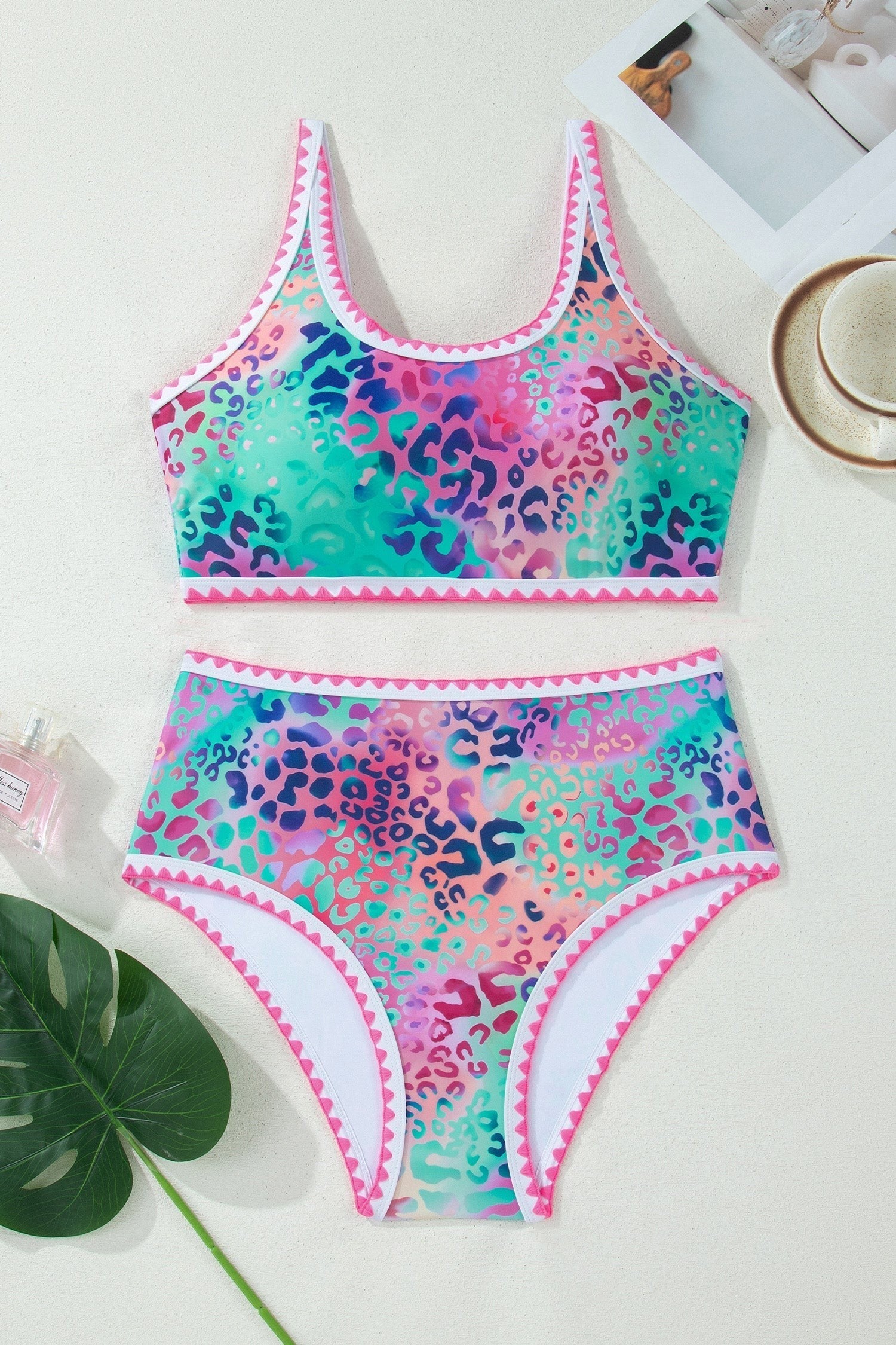 Ensemble de bikini taille haute léopard à bordure fantaisie