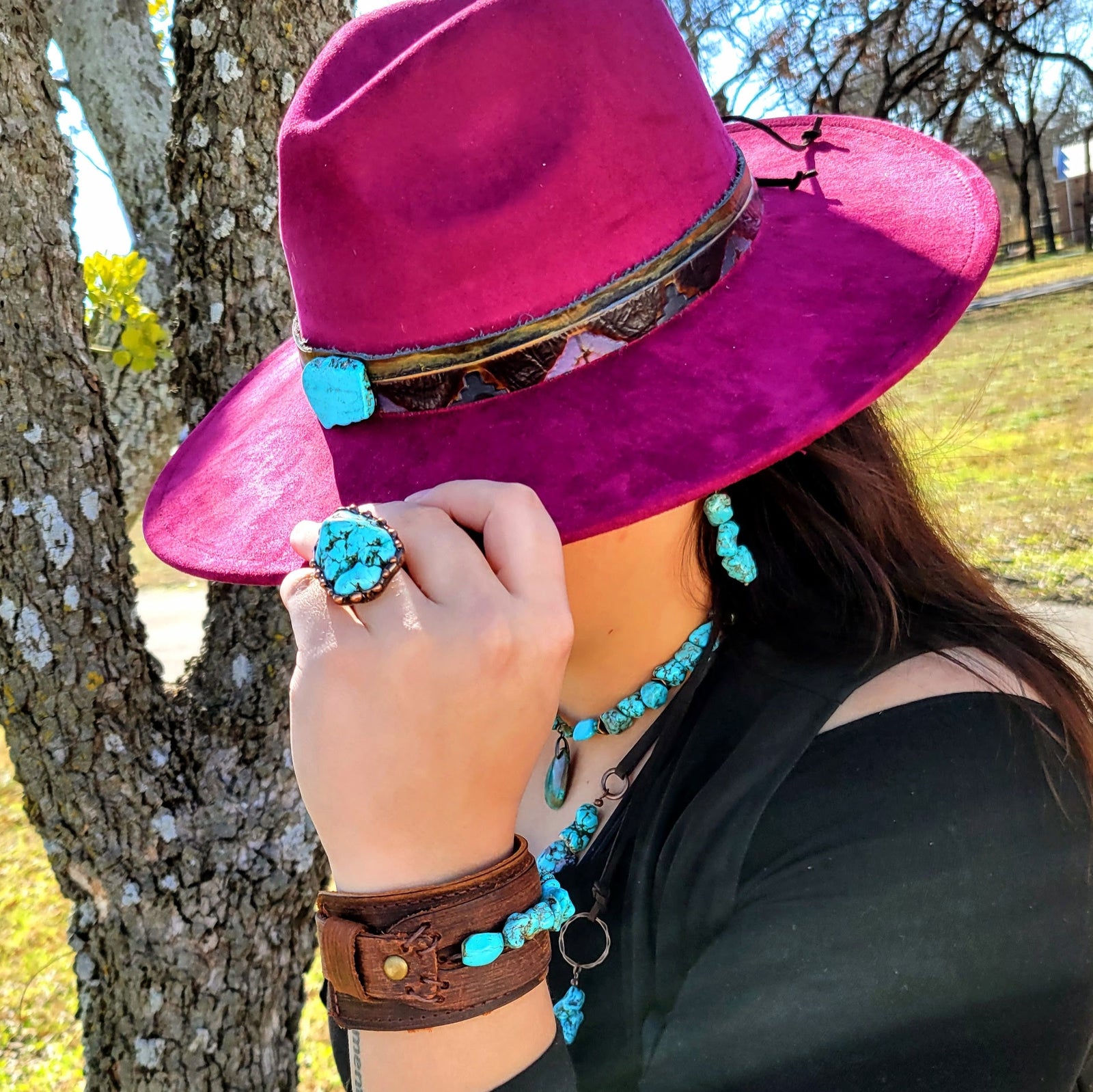 Genuine Leather Wide Cuff Bracelet w/ Natural Turquoise Chunks 006p