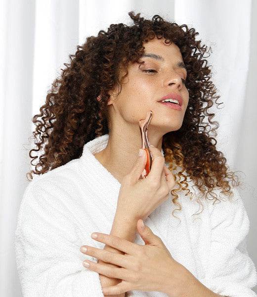 Aura Edge 2-in-1 Gua Sha Facial Tool &amp; Roller - VacationGrabs