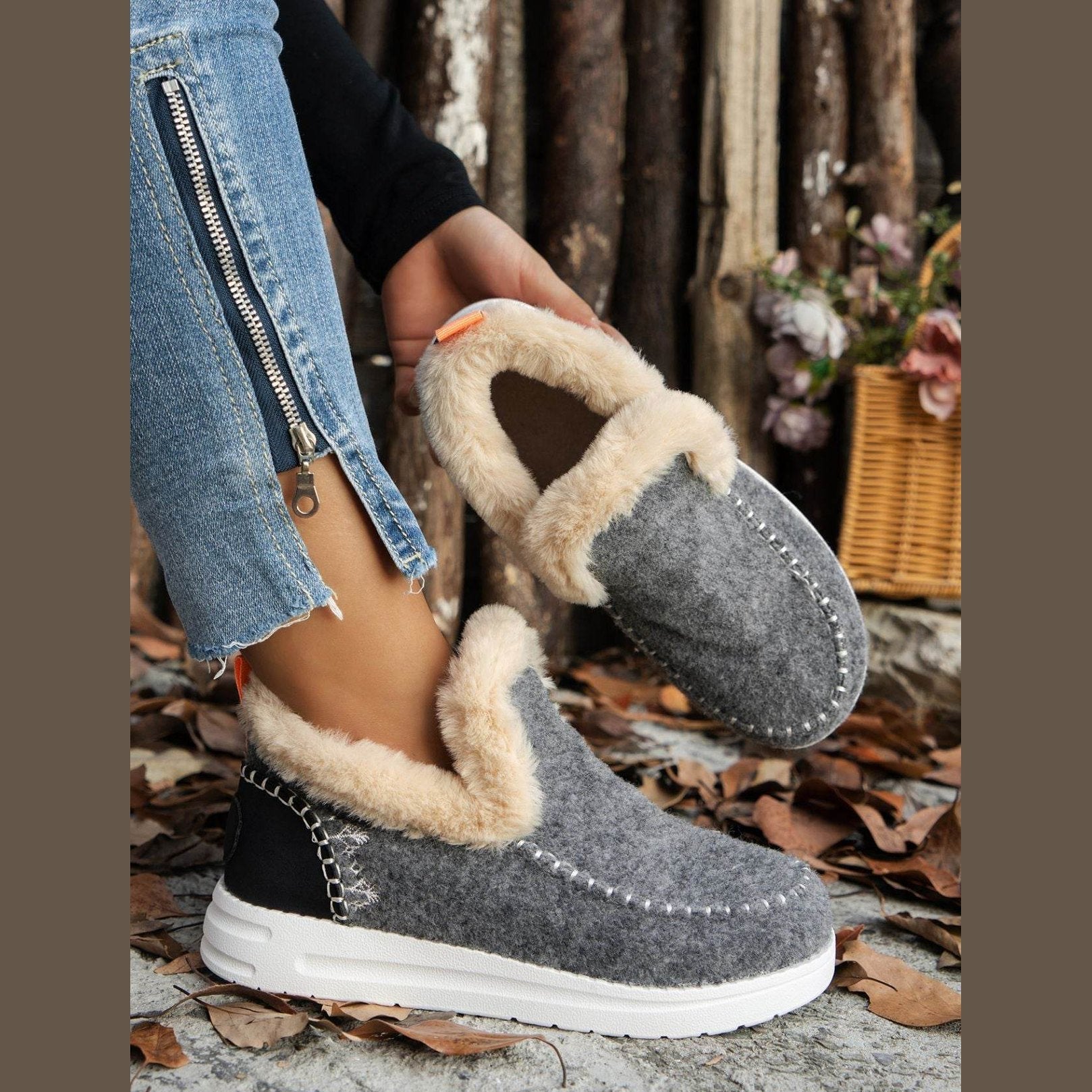 Furry Suede Round Toe Flat Sneakers - VacationGrabs