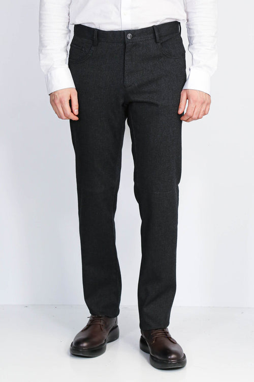 5 Pockets Cotton Black Men Pants – detail view