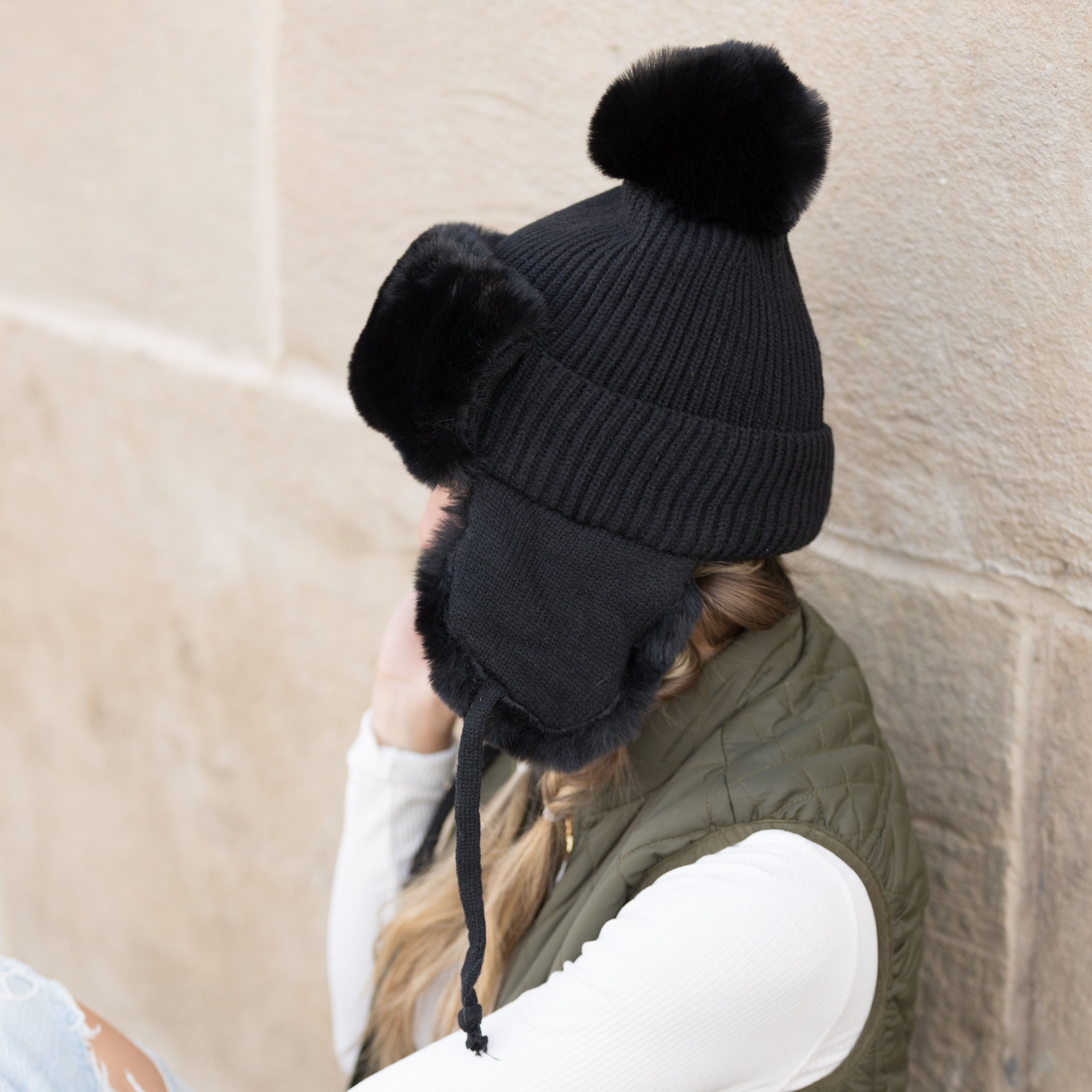 Chapeau trappeur côtelé à pompon
