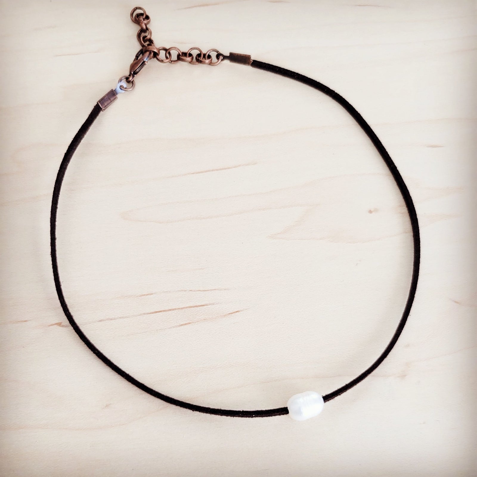 Floating Pearl on Brown Leather Choker Necklace 229R
