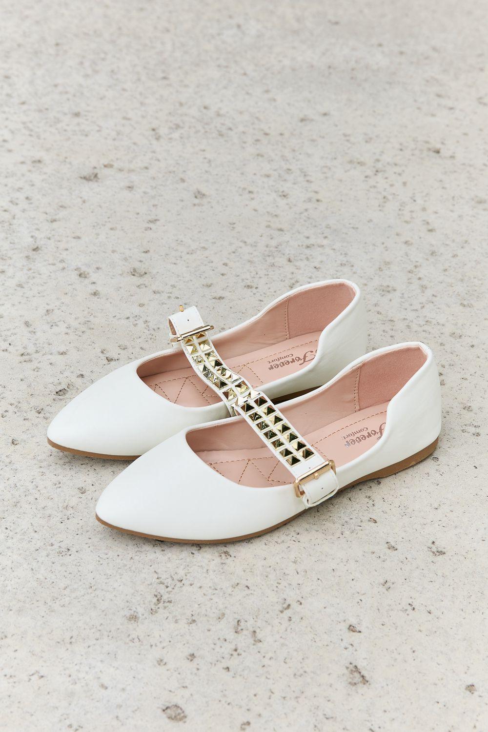 Women's Shoes - Flats White Pointed Toe Studded Ballet Flats