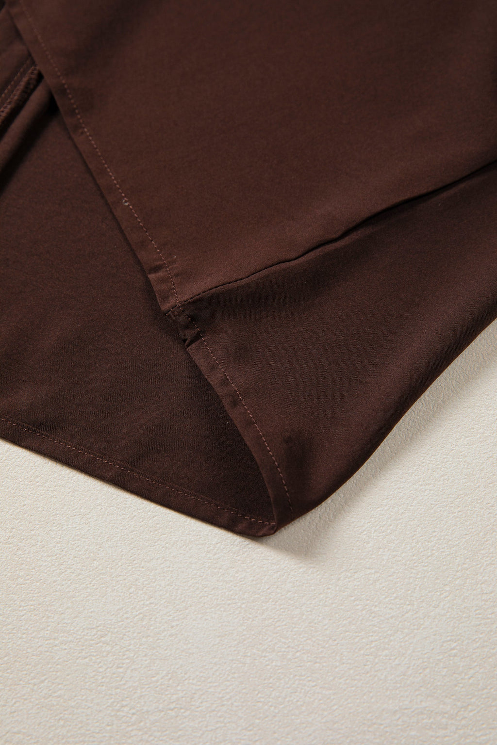 Contrast Trim Button V-Neck Short Sleeve Blouse
