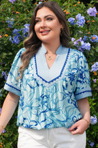 Plus Size Scallop Trim Floral Short Sleeve Blouse