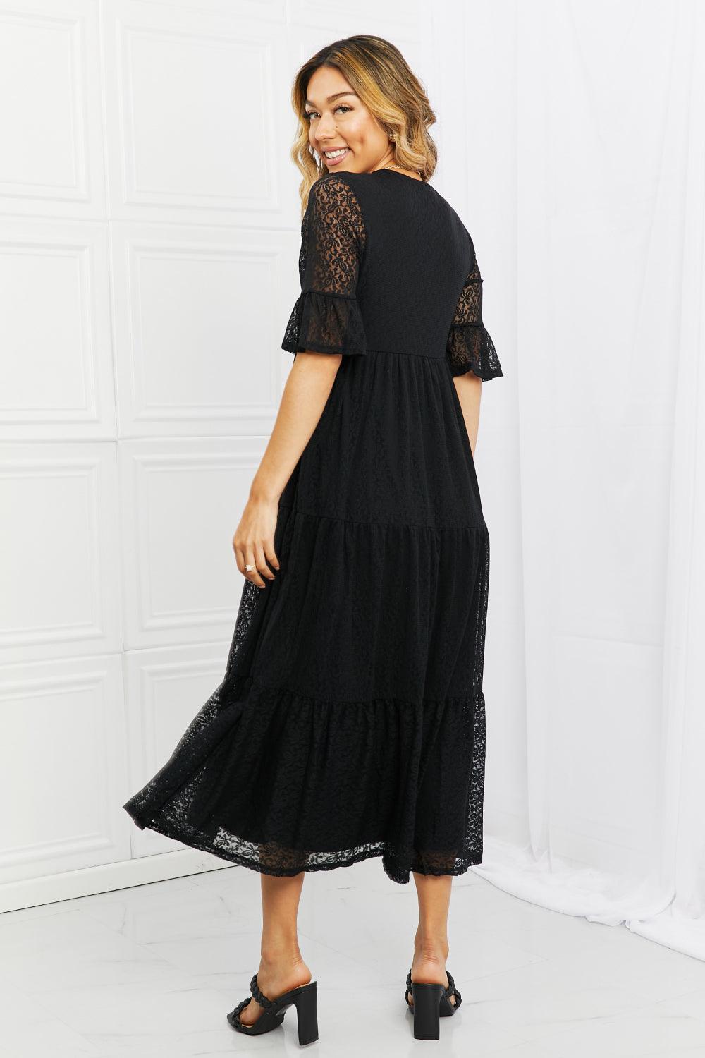 Women's Dresses Lovely Lace Black Tiered Dress