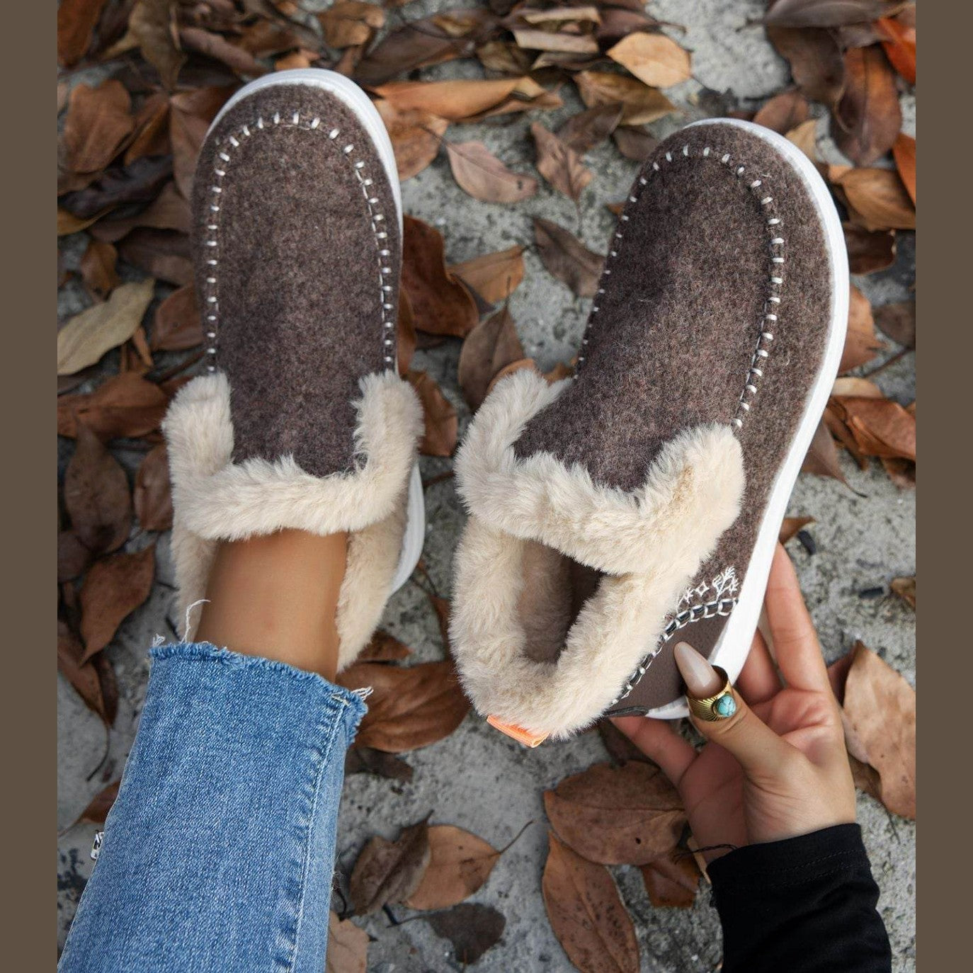 Furry Suede Round Toe Flat Sneakers - VacationGrabs