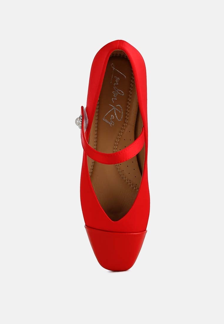 Albi Mary Jane en satin à bout verni