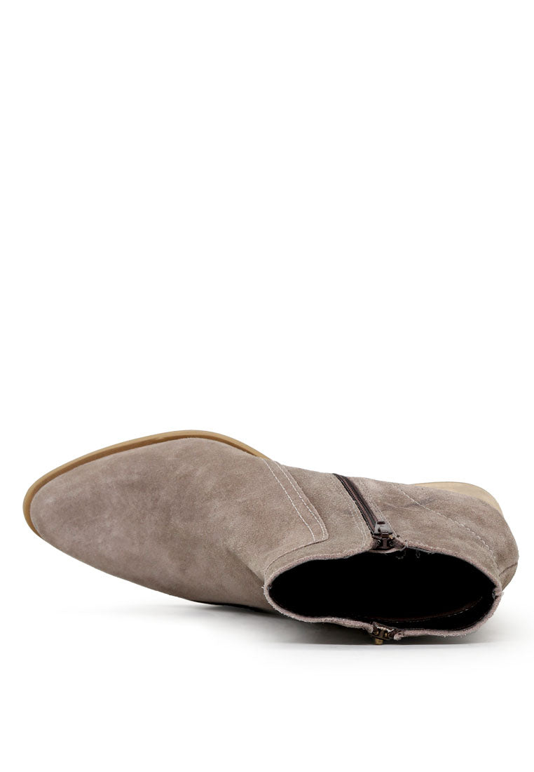 Bauena Ankle Boots With Zip Closure