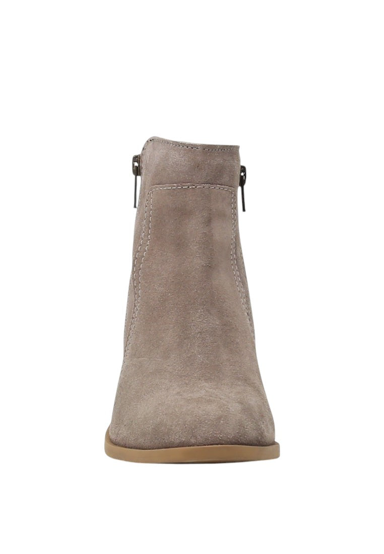 Bauena Ankle Boots With Zip Closure