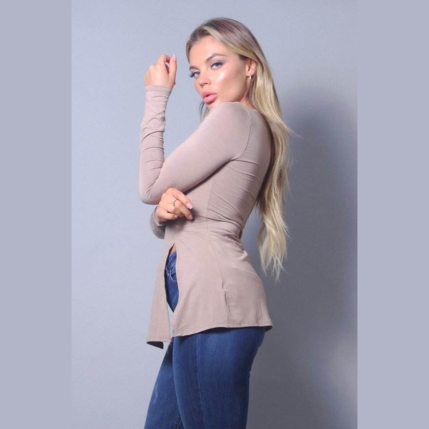 Sleek & Chic Fall Long Sleeve Slitted Top - VacationGrabs