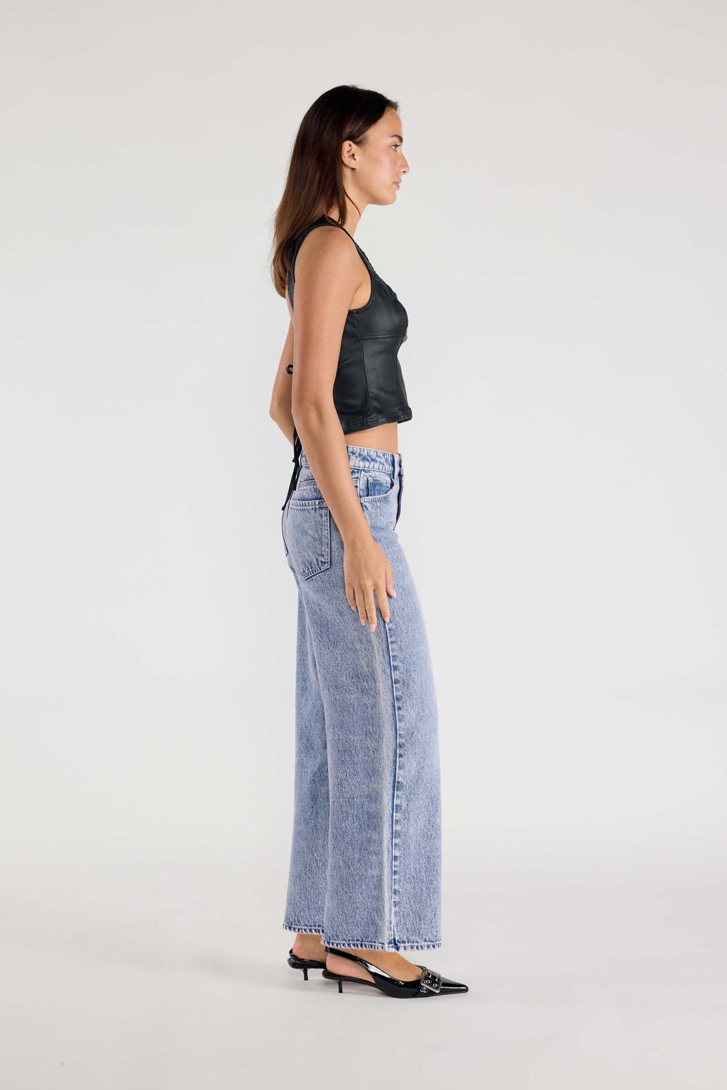 Shop ENJEAN Women's Wide-Leg Jeans for Effortless Style