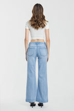 Women’s Wide-Leg Jeans for Effortless Style