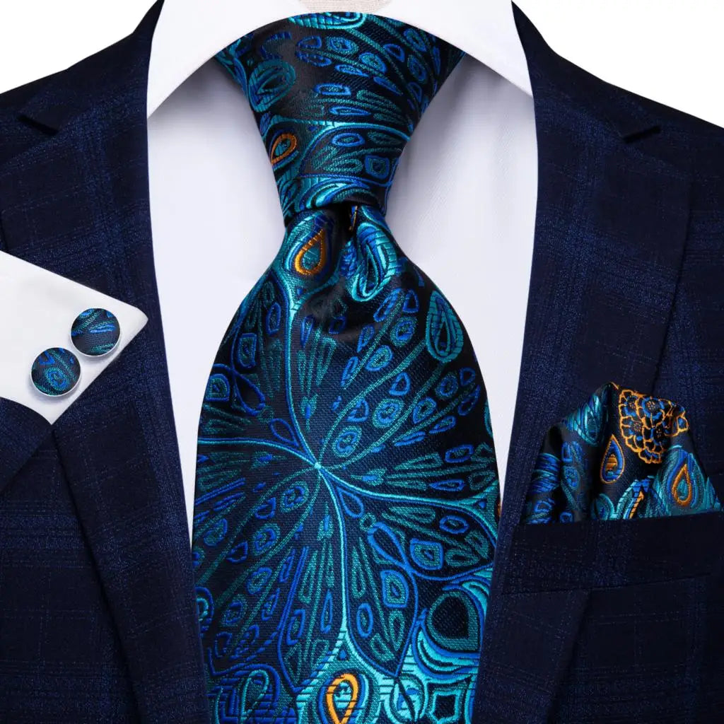 Men's Black Silk Paisley Tie for Travel-Friendly Style