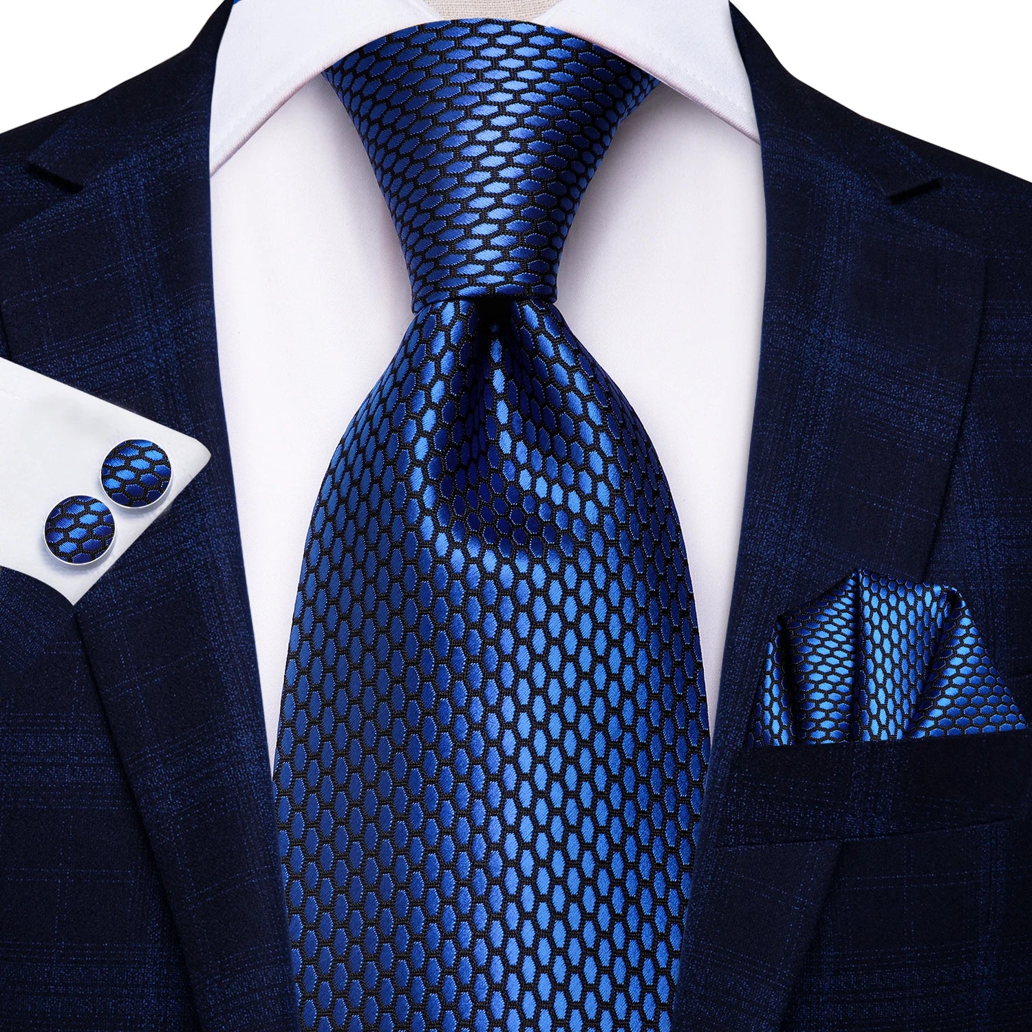 Men's Black Silk Paisley Tie for Travel-Friendly Style