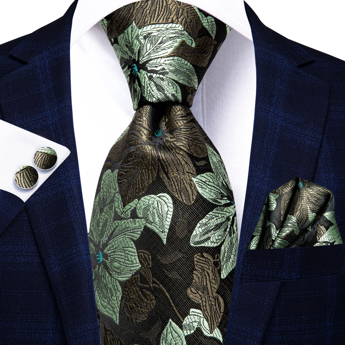 Quality Men's Tie: How to Tie Men's Tie Guide