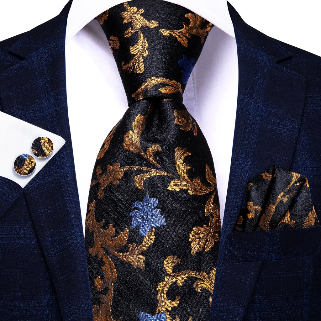 Men's Black Silk Paisley Tie for Travel-Friendly Style
