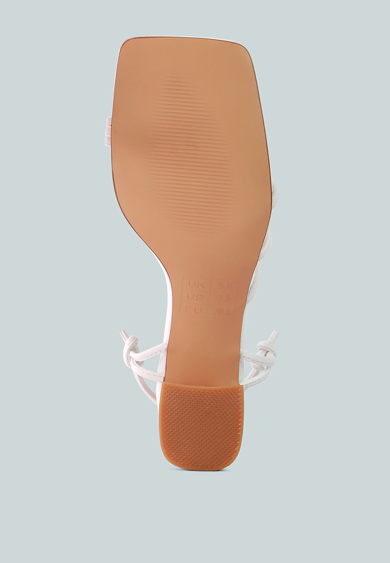 Piri Toe Ring Tie Up Block Sandals