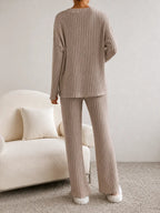 Ribbed Knit Lounge Set – LÁVINE™ Cozy Two-Piece Outfit for Women