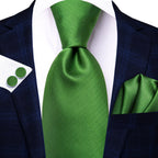 Elegant Necktie How to Tie - Perfect for Travel