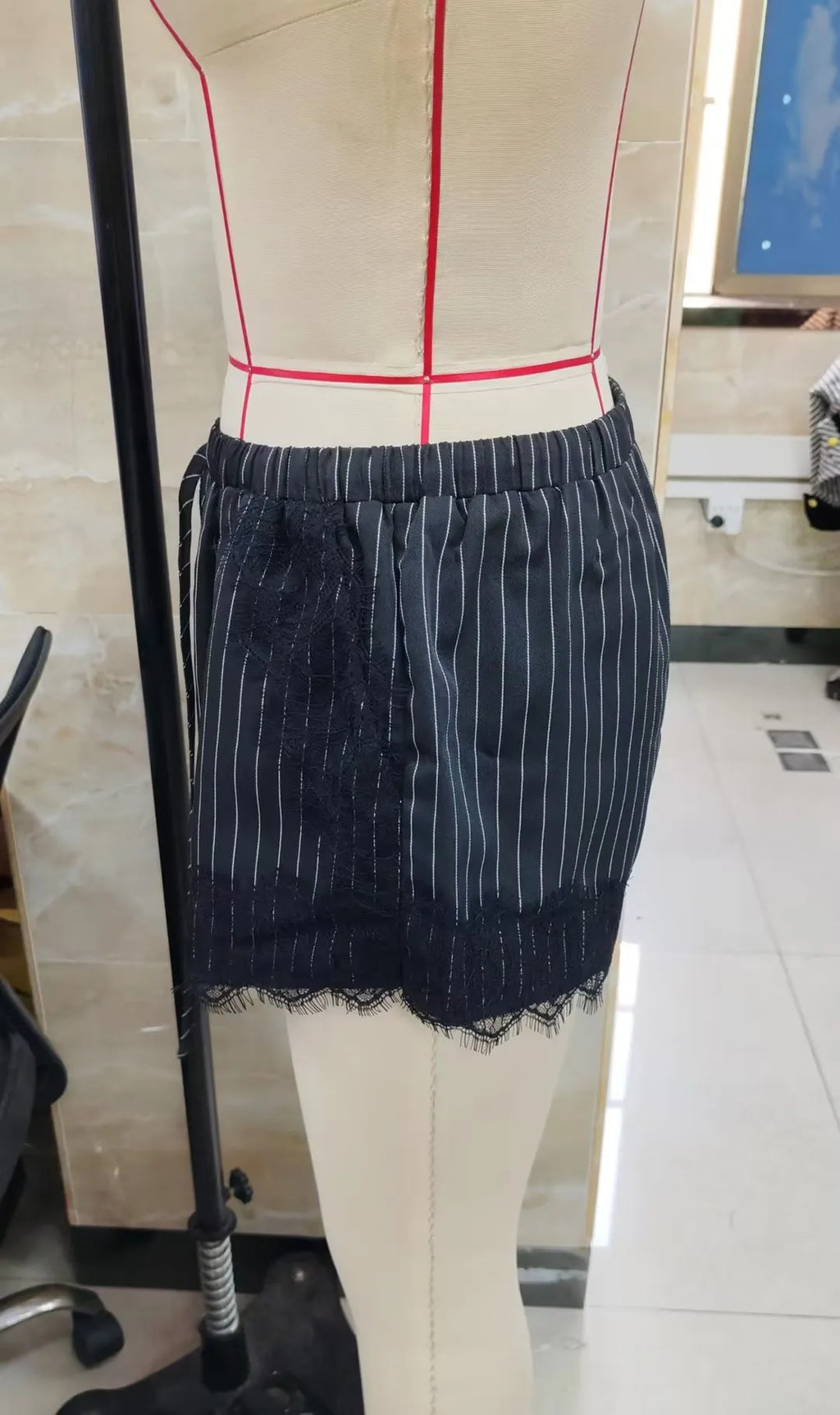 VacationGrabs Women's Pinstripe Lace Trim Shorts Elastic Waist Drawstring Contrast Color Fringe Hem Casual Lounge Streetwear Shorts