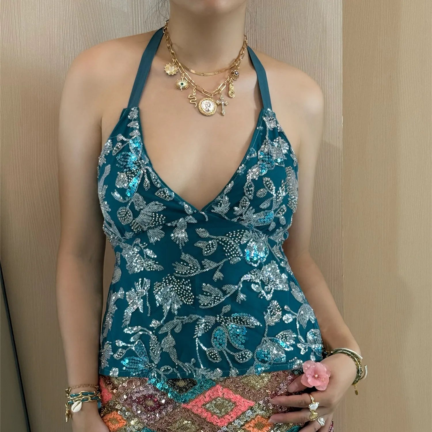 Sequin Flower Halter Vests Women's Summer Chic Backless Bandage Sleeveless Tank Tops Slim Fit V-Neck Crop Tops Streetwear