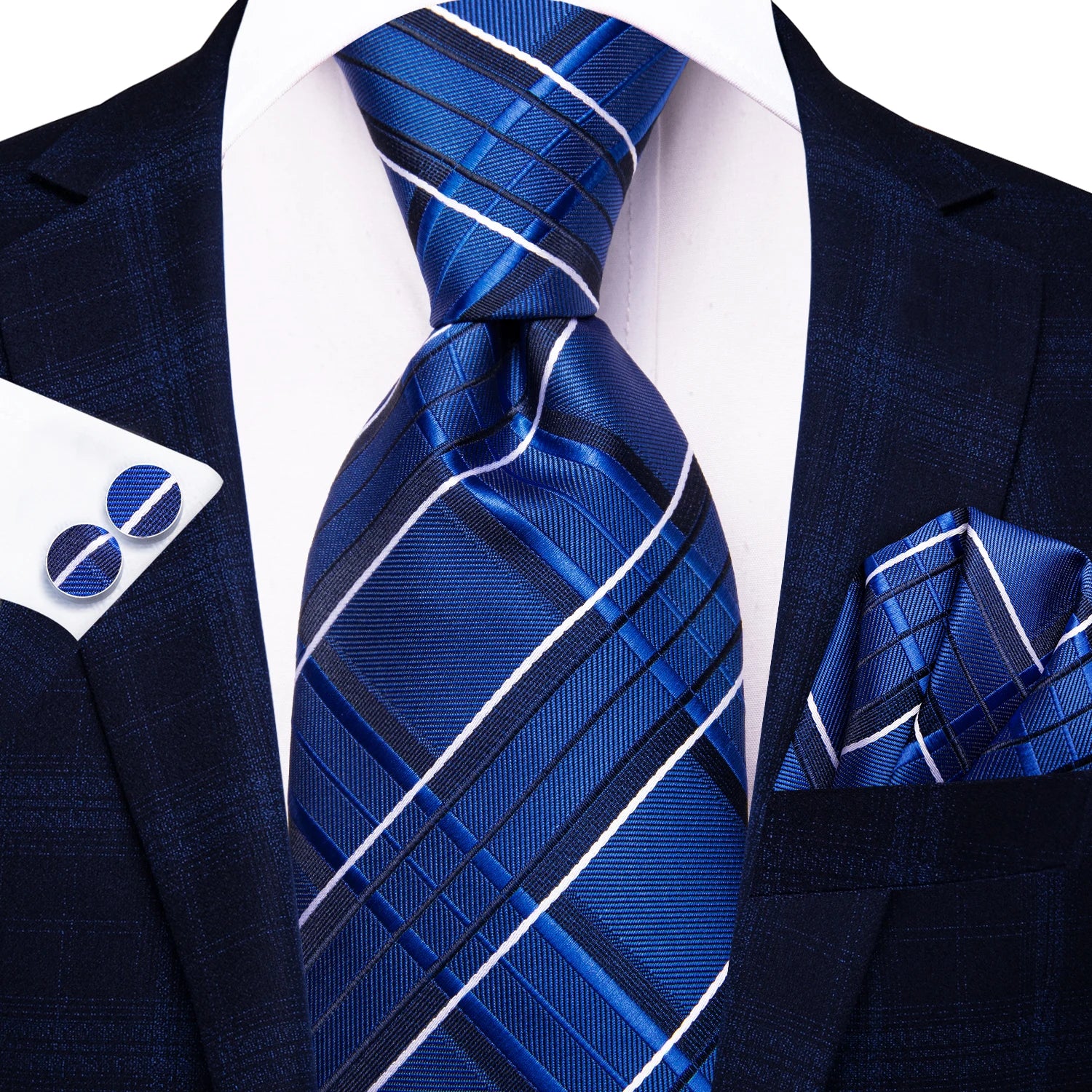 Elegant Necktie How to Tie - Perfect for Travel
