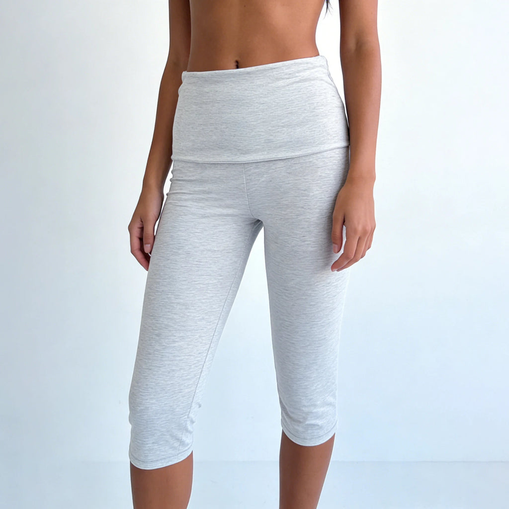 Women Light Gray High Waist Capri Leggings Yoga Pants Fold Over Waist Slim Fit 3/4 Length Workout Pants Casual Daily Wear