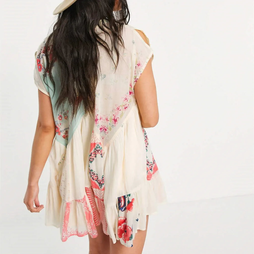 Women's Vintage Boho Mini Dress Y2k Floral Deep V-Neck Puff Sleeve Short Dresses Summer Causal Flowy Beach Sundress