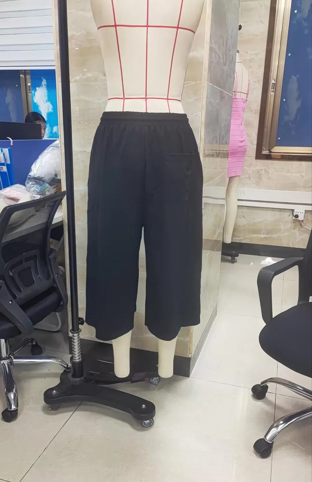 VacationGrabs Ladies Raw Edge Bermuda Sweat Pants Elastic Drawstring Waist Loose Wide Leg Casual Knee Length Capri Jogger Trousers