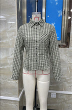 VacationGrabs Women Slim Fit Button Down Striped Shirt Long Sleeve Fitted Button Up Shirt Vintage Y2K Pinstripe Collared Blouse