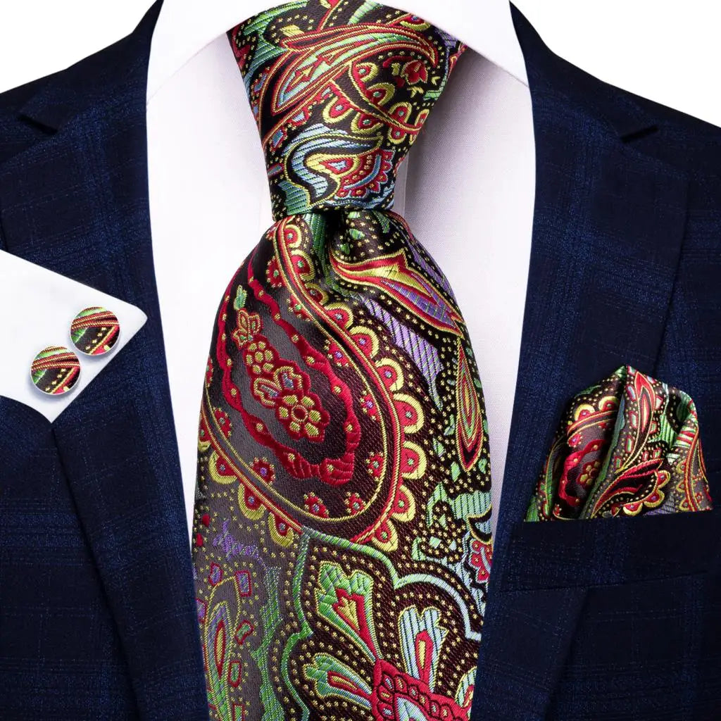 Quality Men's Tie: How to Tie Men's Tie Guide