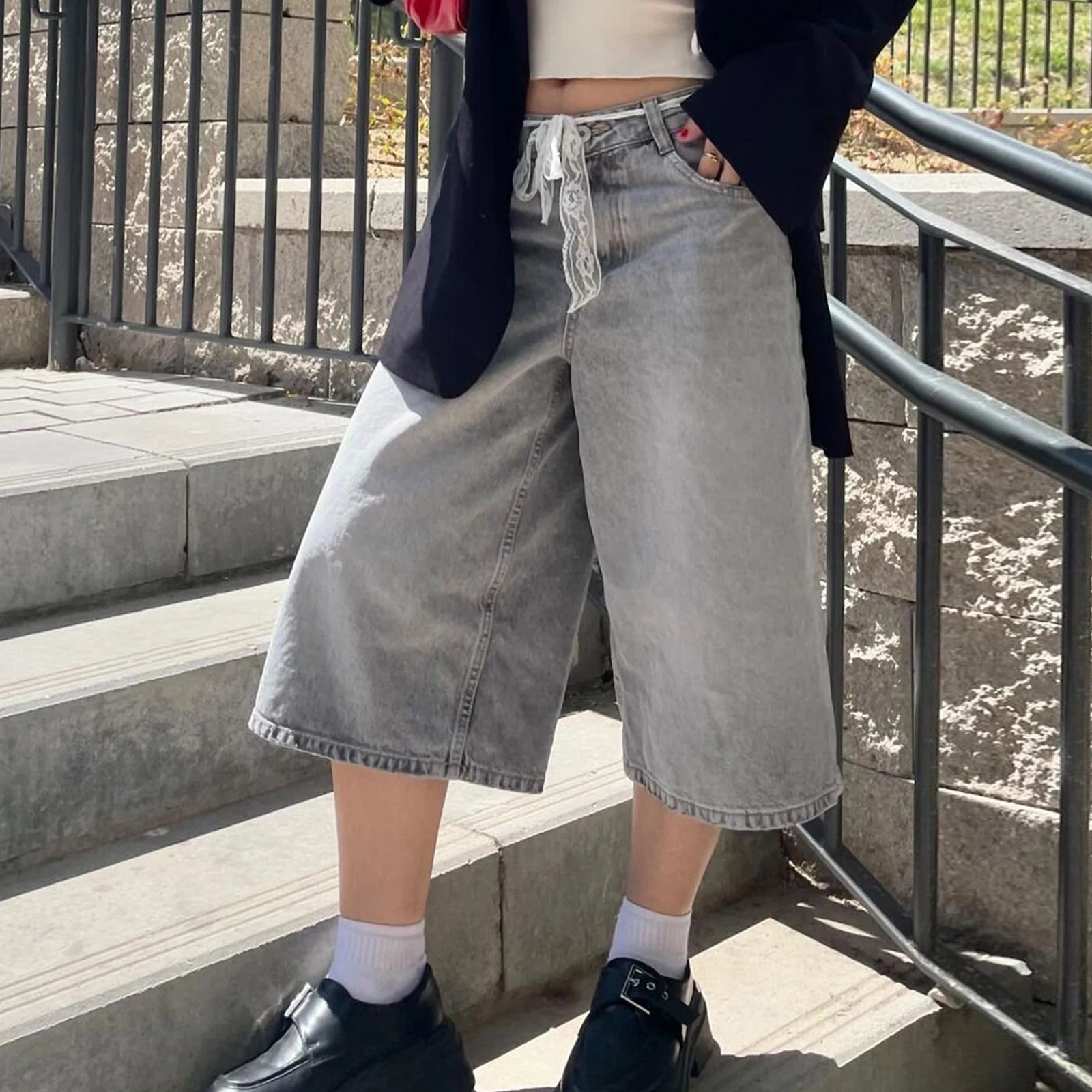 VacationGrabs Women Long Baggy Jean Shorts Y2k Vintage Straight Leg Casual Knee Length Denim Bermuda Shorts Jorts with Pockets