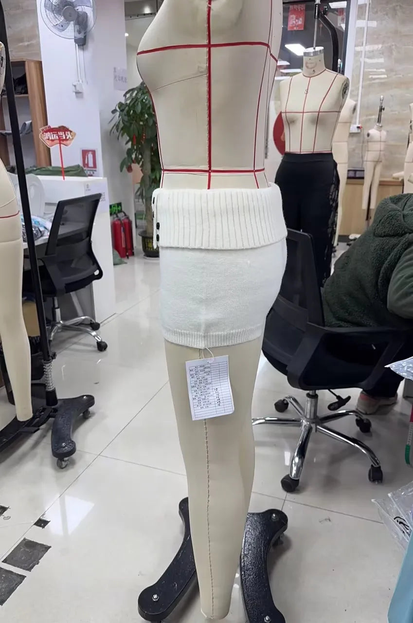 VacationGrabs Stylish Button Decor Ribbed Trim Foldover Mid Rise Shorts Women Knit Crochet Micro Shorts Casual Slim Fit Y2K Streetwear