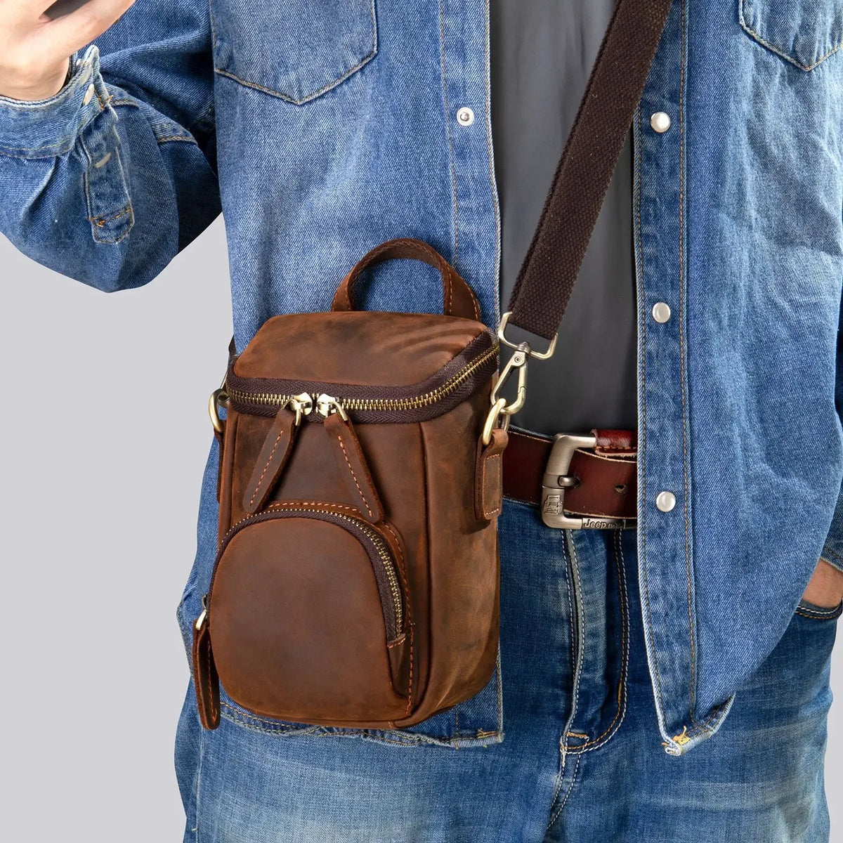 Men's Large Capacity Crossbody Bag Shoulder Messenger Bag Durable Casual Sling Backpack