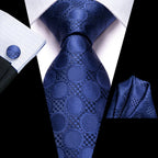 Men's Black Silk Paisley Tie for Travel-Friendly Style