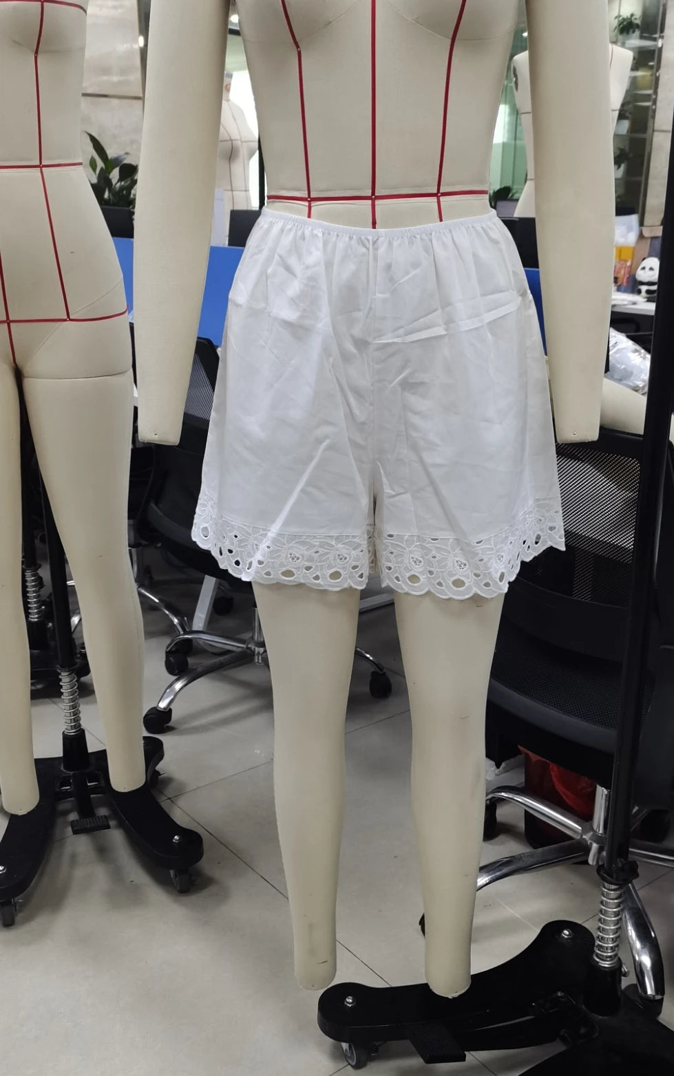 VacationGrabs Women Y2k Lace Trim Lounge Shorts Floral Embroidery Elastic Low Rise Wide Leg Pjs Bottoms Teens Ruffle Cute Mini Shorts