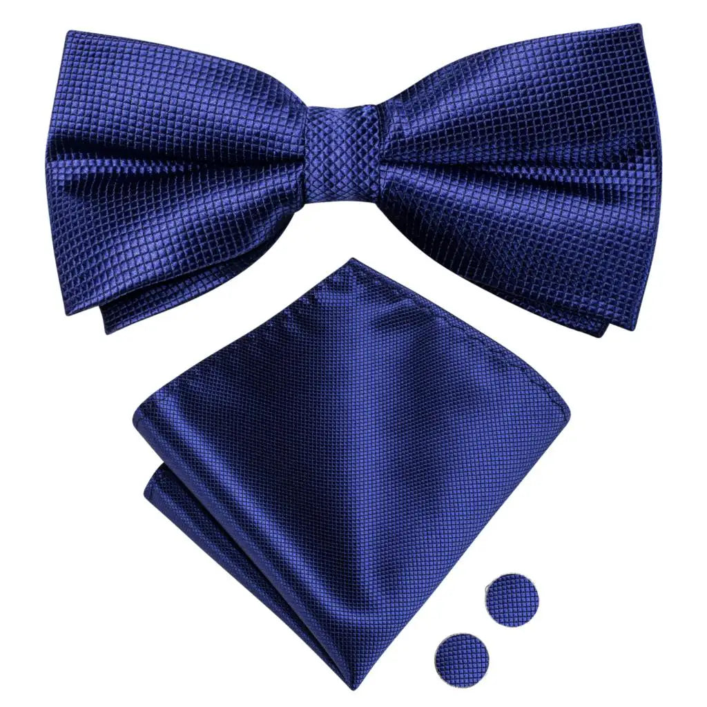 Navy bow tie silk set with matching pocket square for formal events