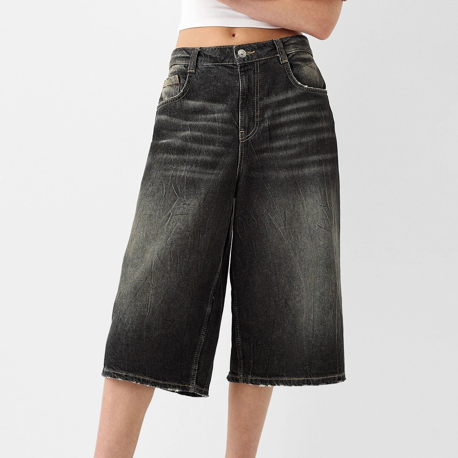 VacationGrabs Women Long Baggy Jean Shorts Y2k Vintage Straight Leg Casual Knee Length Denim Bermuda Shorts Jorts with Pockets